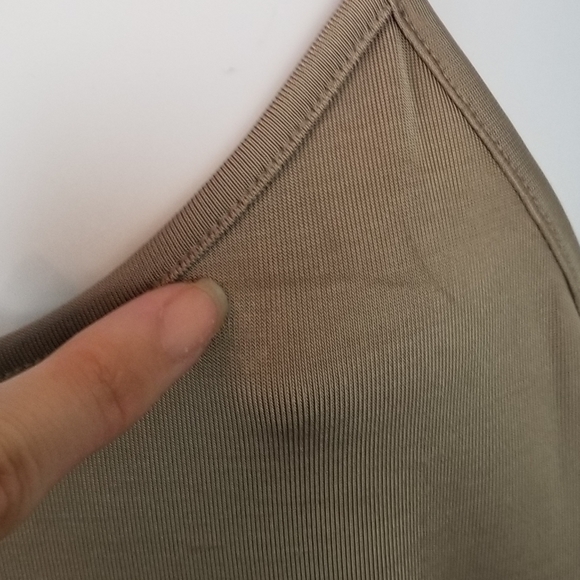 ♥️ 3/$25 Victoria Secret Top - Picture 4 of 7